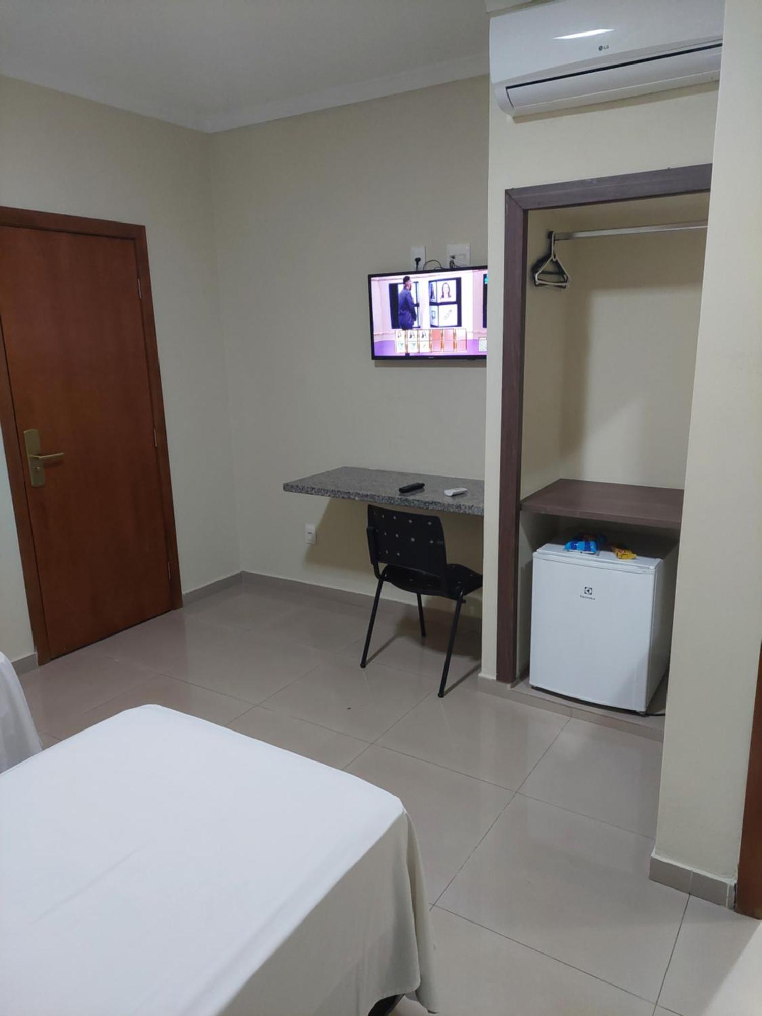 Apoema Hotel كويابا المظهر الخارجي الصورة